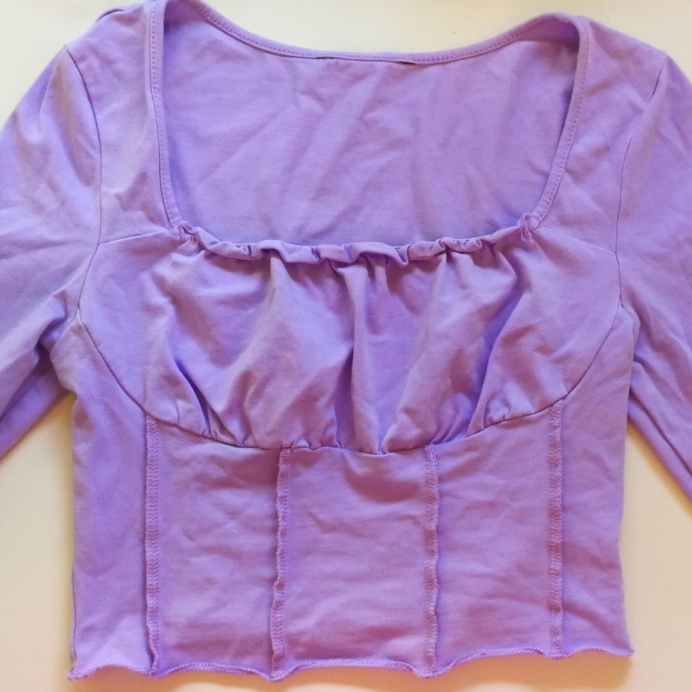Lavender long sleeve crop top